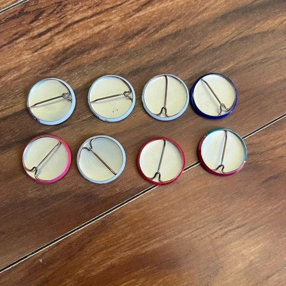 Vintage American Girl Doll‎ Pins - Picture 2 of 2